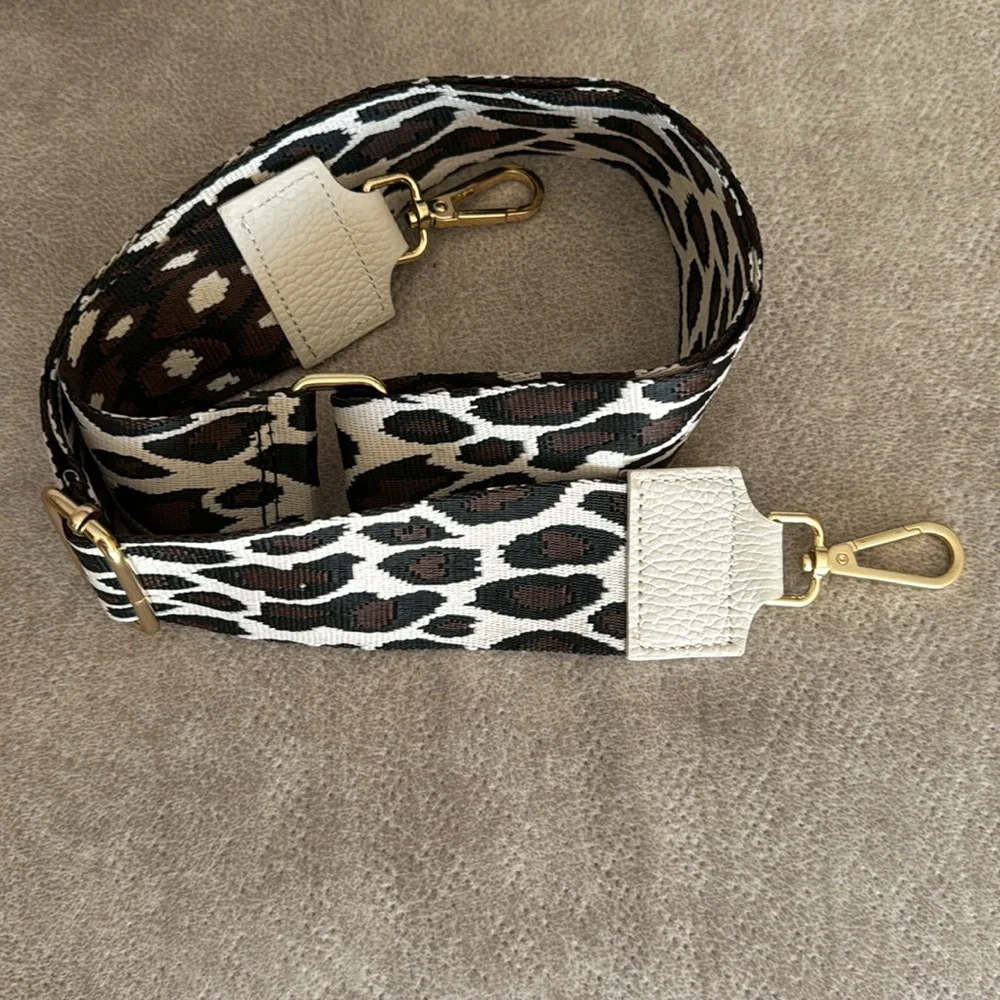 Leopard adjustable print bag strap-NWOT with gold hardware - Picture 4 of 4